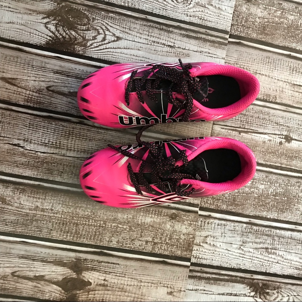Umbro children’s soccer cleats. Size 10